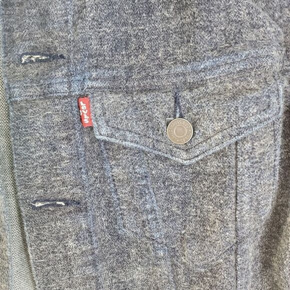 Levis brushed cotton trucker style jacket - Picture 7 of 8
